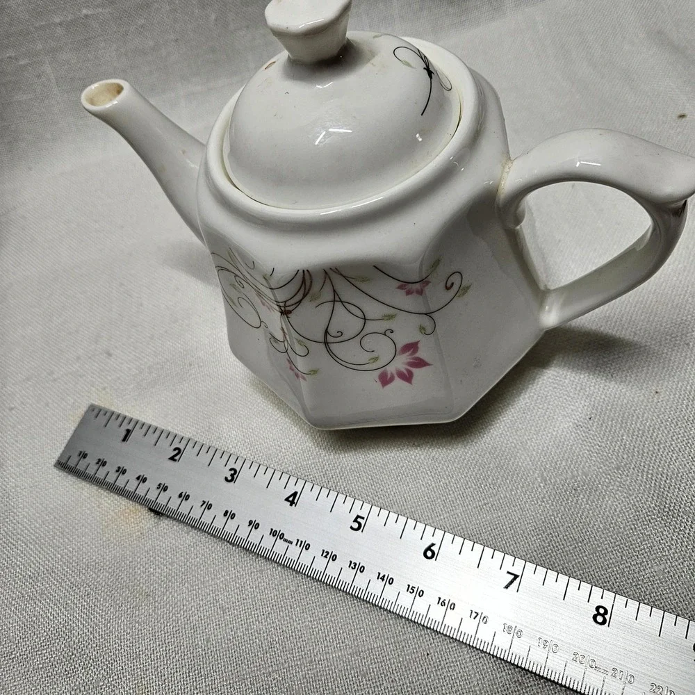 Kai‎ Cheng Ci Ye Teapot Small White Pink Floral Ceramic Hexagonal Tea Pot Lid